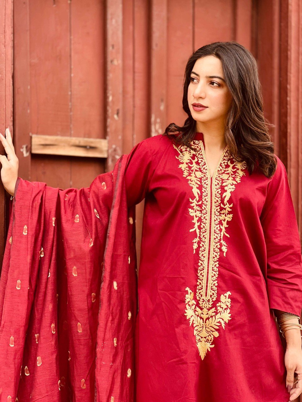 Blood Maroon Colour – A Perfect Traditional Outfit